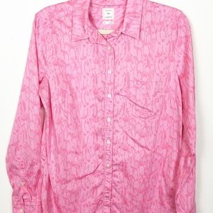 Women's Gap Pink Penguin Print Button Down EUC A1